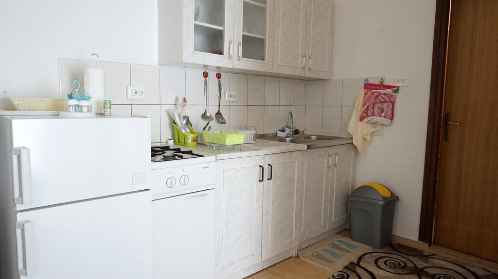 Apartments Red Rose نين المظهر الخارجي الصورة