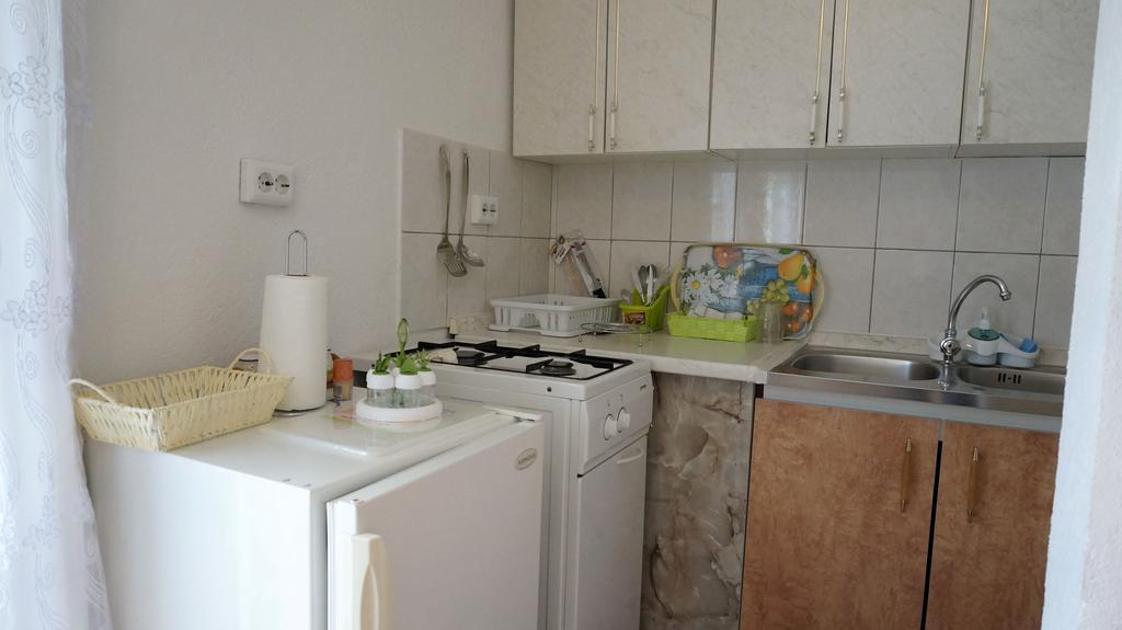 Apartments Red Rose نين المظهر الخارجي الصورة