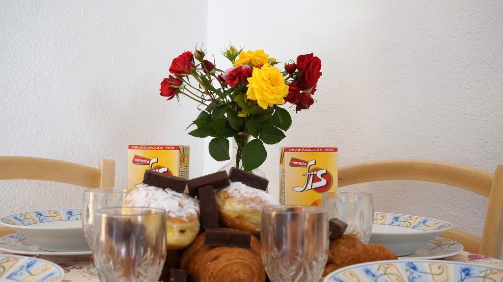 Apartments Red Rose نين المظهر الخارجي الصورة